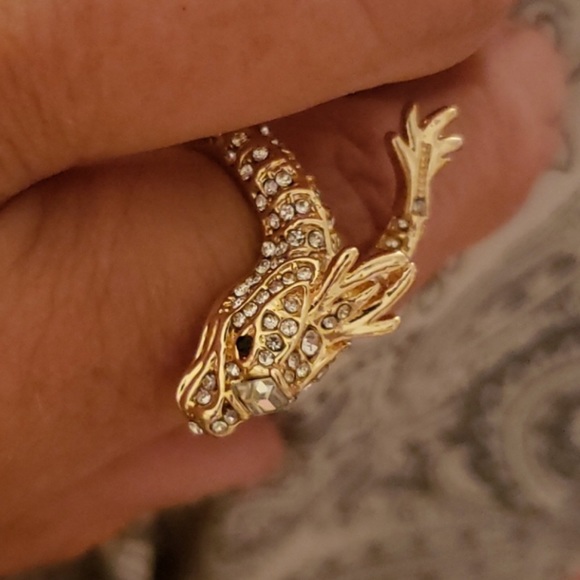 Rhinestone Dragon Statement Ring - Picture 4 of 4